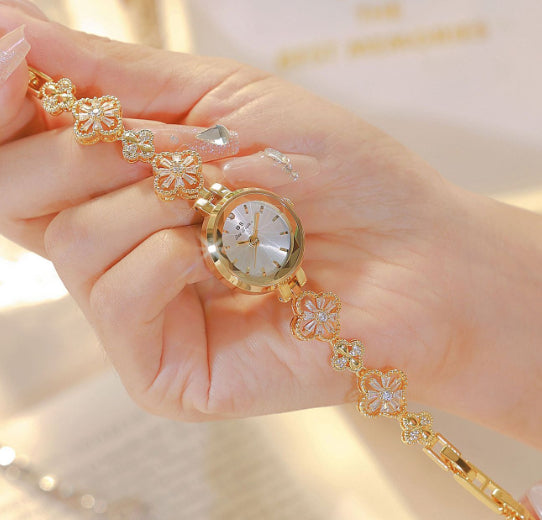 Lucky Zircon Women's Watch with Four-Leaf Clover Design